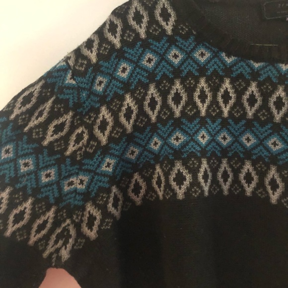 Forever21 blue & gray argyle patterned sweater - Picture 2 of 4